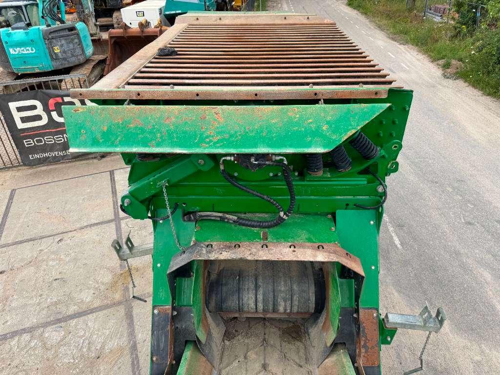 McCloskey S130 2D - TOP Condition / 3 conveyors Photo 26