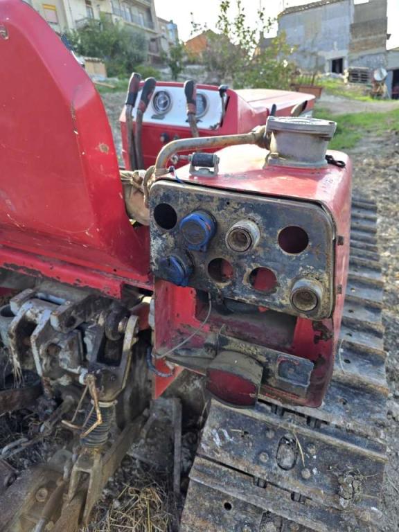 Massey Ferguson 194C Photo 5