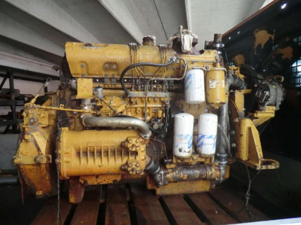 Moteur à combustion pour Fiat 8215-02 *542 Photo 1