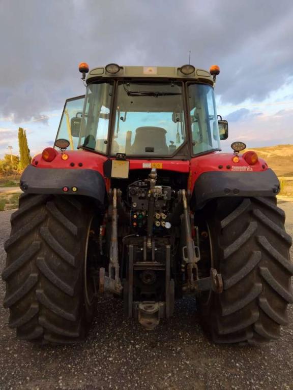 Massey Ferguson 6485 Photo 4