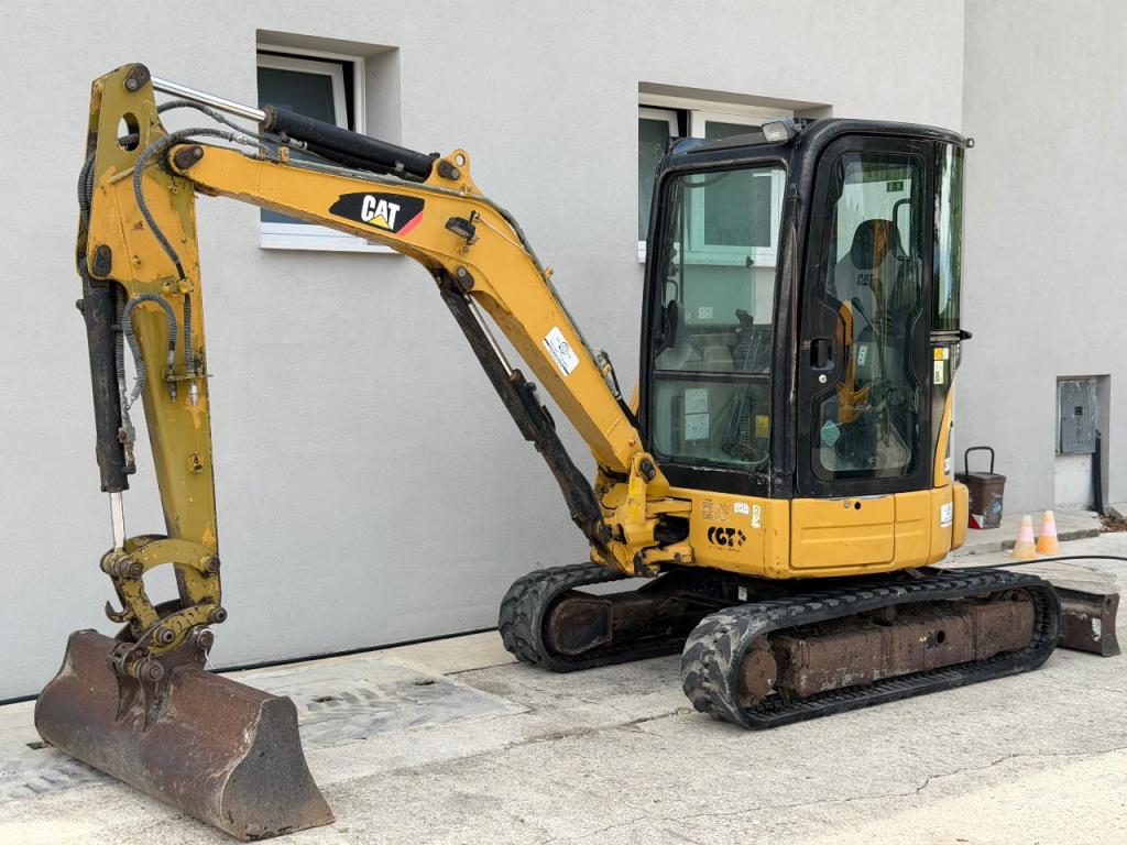 Caterpillar 303C Photo 5