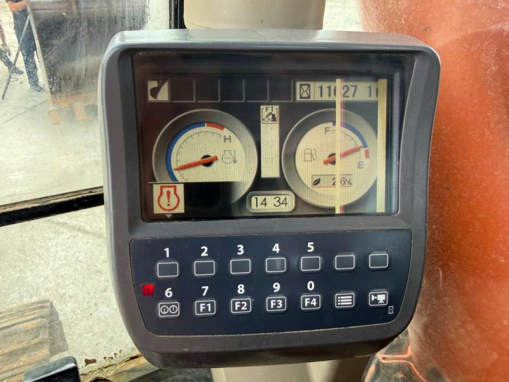 Hitachi ZX350LCN-3 Photo 8