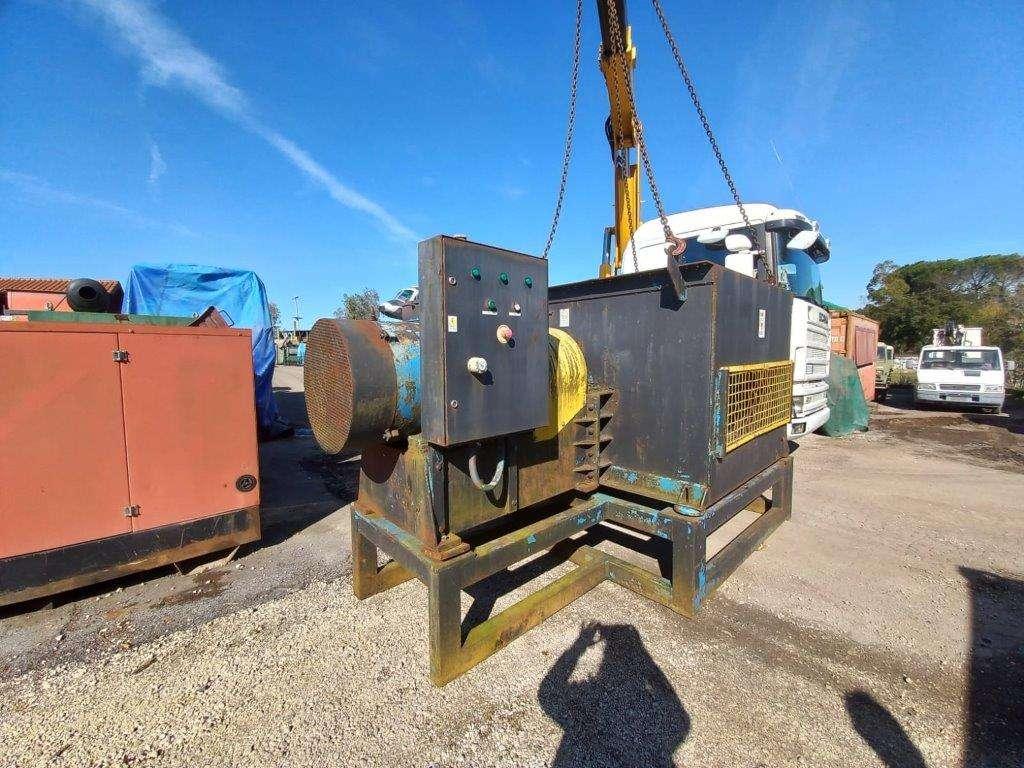 TRITURATORE ELETTRICO PER LEGNO Photo 8