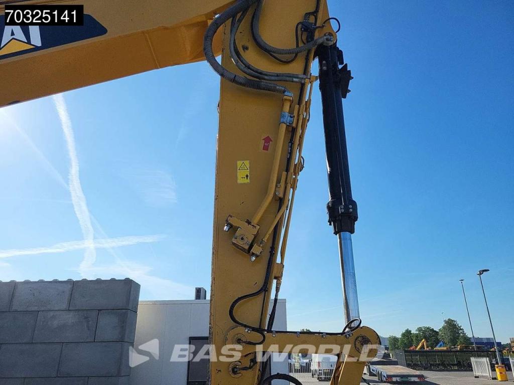 Caterpillar 323 E L Photo 11