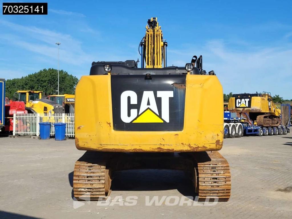 Caterpillar 323 E L Photo 3