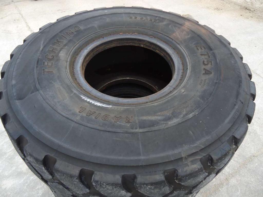 Pneu pour MISURA 26.5 R25  al 30% Photo 4