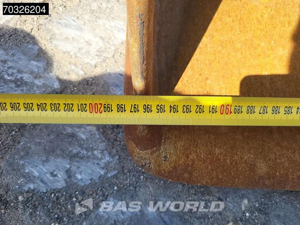 Kobelco SK140 SRLC-7 2 Buckets Photo 19