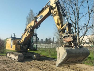 Caterpillar 323F en vente par DMO Spa