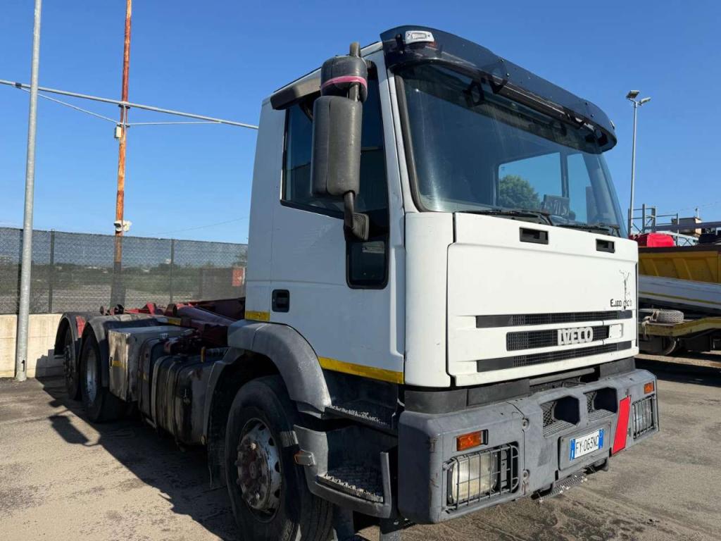 Iveco EuroTech Cursor Photo 3