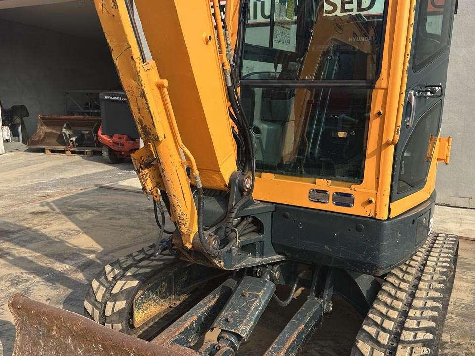 Hyundai ROBEX 35Z-9 Photo 10