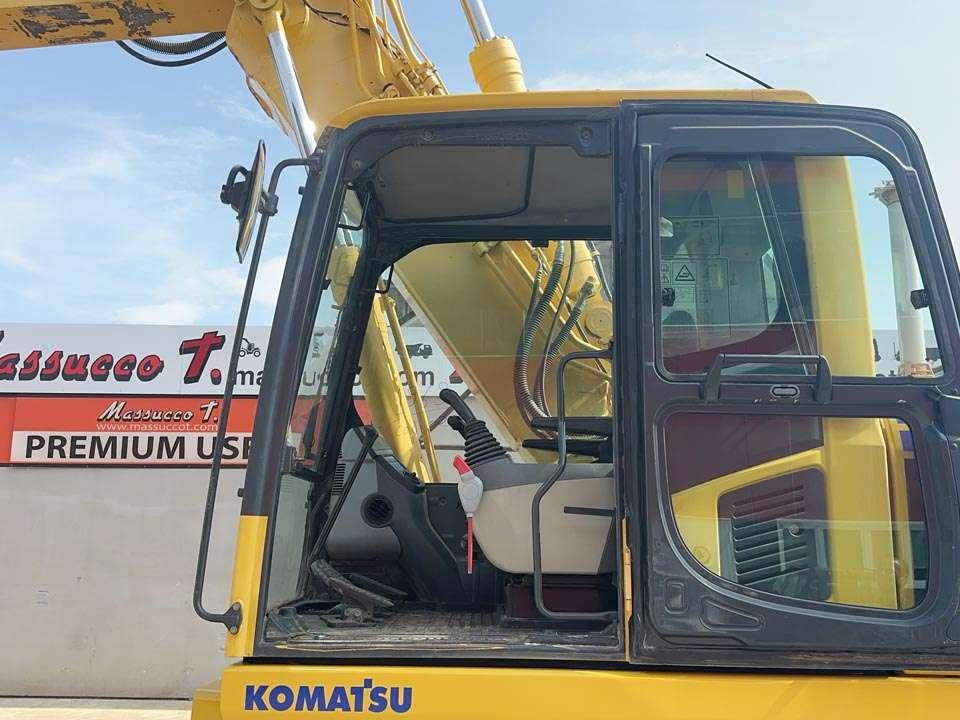 Komatsu PC210NLC Photo 15