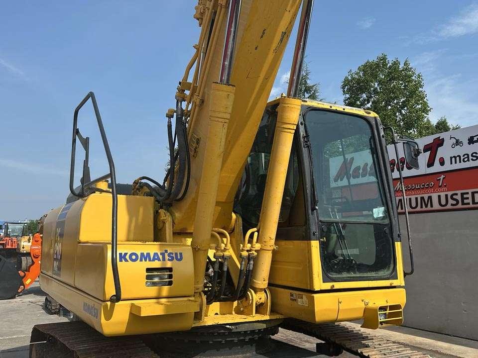 Komatsu PC210NLC Photo 8