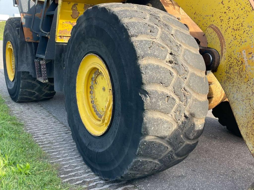 Komatsu WA500-6 Photo 14