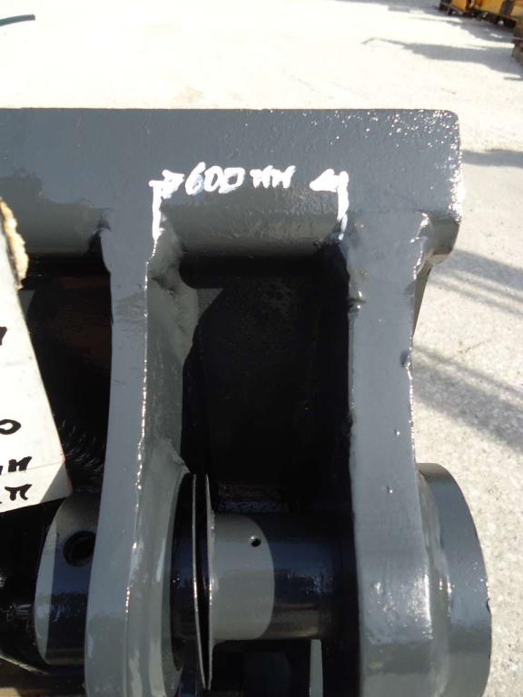 Attache rapide hydraulique pour per Takeuchi TL10V-2 Photo 1
