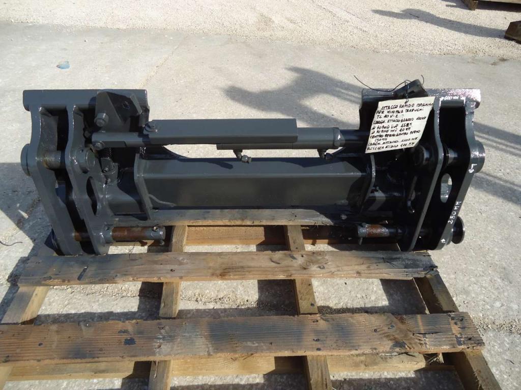 Attache rapide hydraulique pour per Takeuchi TL10V-2 Photo 10