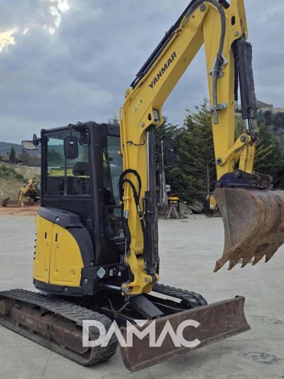 Yanmar ViO38 Photo 2