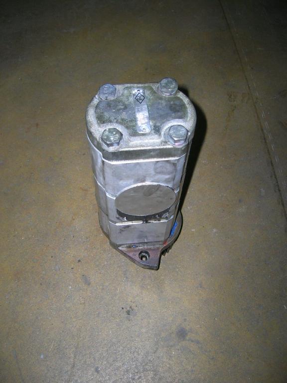 Pompe hydraulique pour O&K (Orenstein & Koppel) MH Plus Photo 2