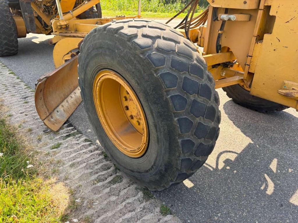 Caterpillar 140H Photo 13