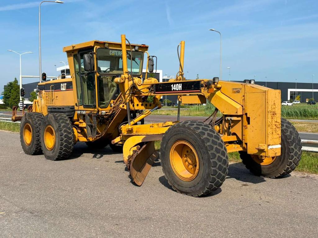 Caterpillar 140H Photo 7