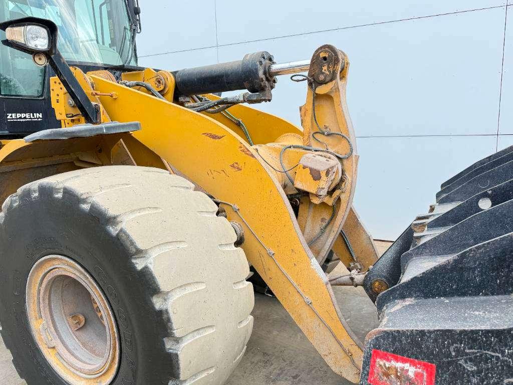 Caterpillar 966M - Quick Coupler / Pressurised Cabin Photo 13