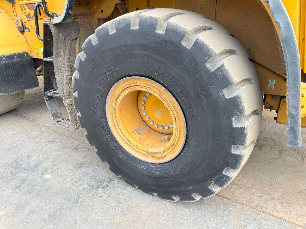 Caterpillar 966M - Quick Coupler / Pressurised Cabin Photo 18