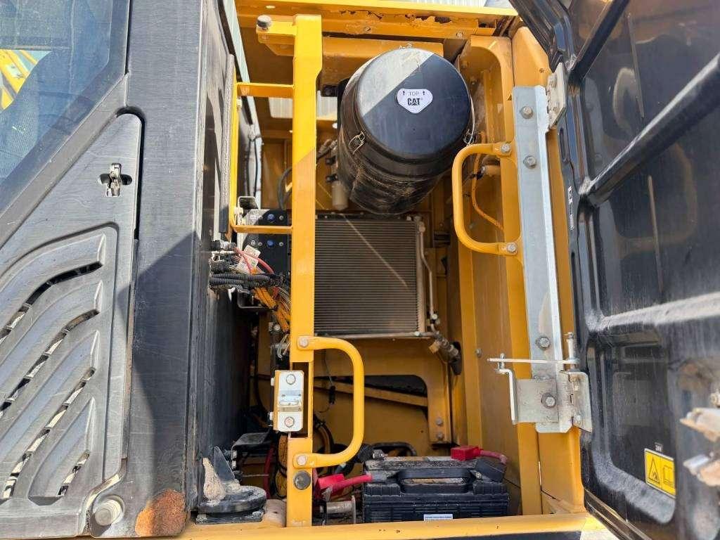 Caterpillar 329E LN Photo 13
