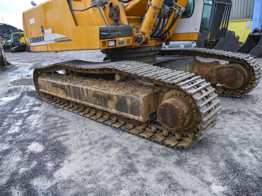Liebherr R934B Photo 9