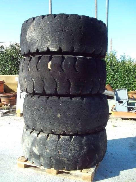Pneu pour MISURA 20.5R25 --- AL 30% Photo 2