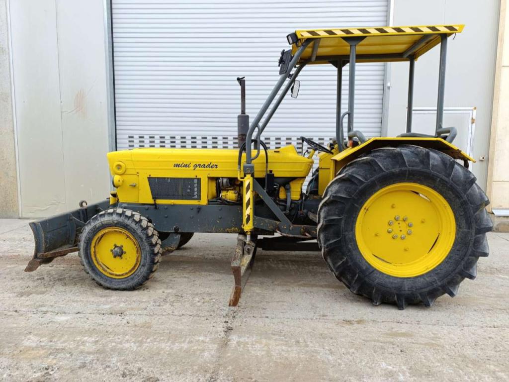 Ford Minigrader Photo 2
