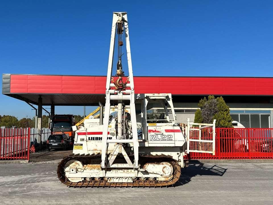 Liebherr RL 22 B Photo 2