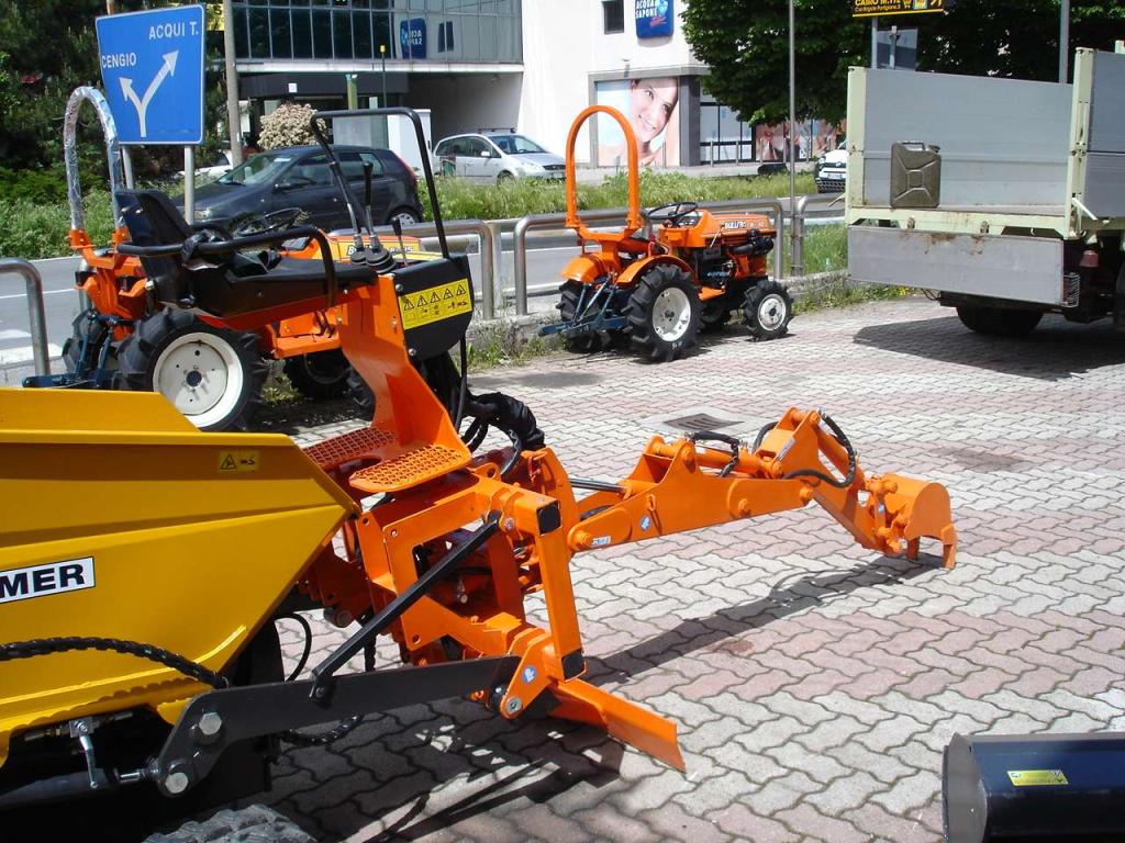 Kato Imer CARRY 107 DUMPER CON BRACCIO ESCAVATORE Photo 27
