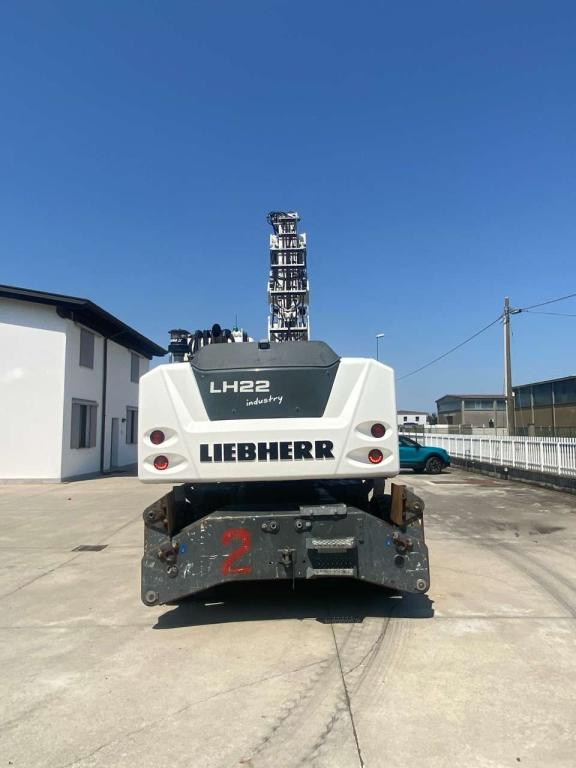 Liebherr LH 22 M Photo 3