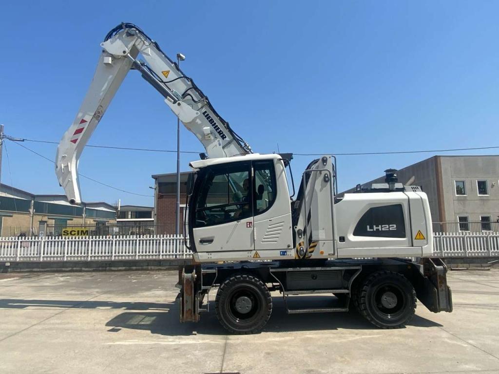 Liebherr LH 22 M Photo 5