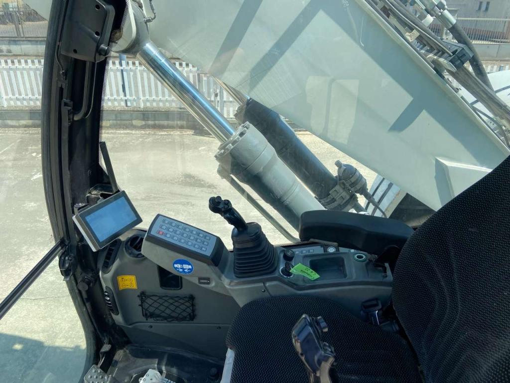 Liebherr LH 22 M Photo 9