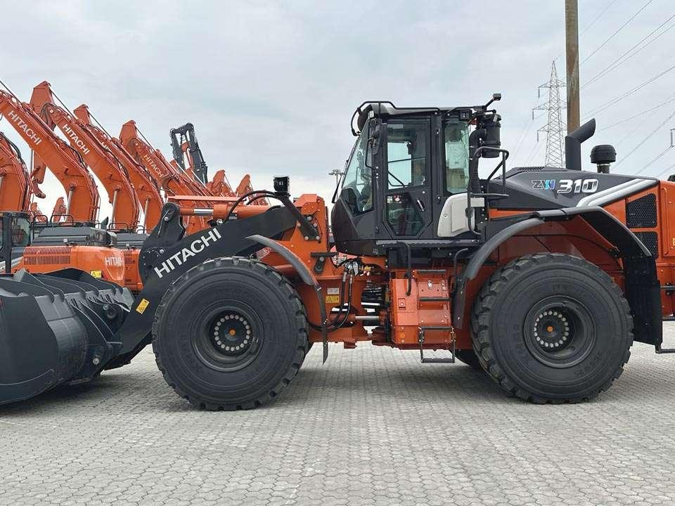 Hitachi ZW310-7 Photo 2