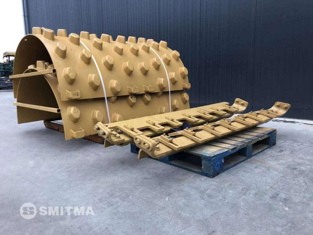 Caterpillar CS74B Photo 2