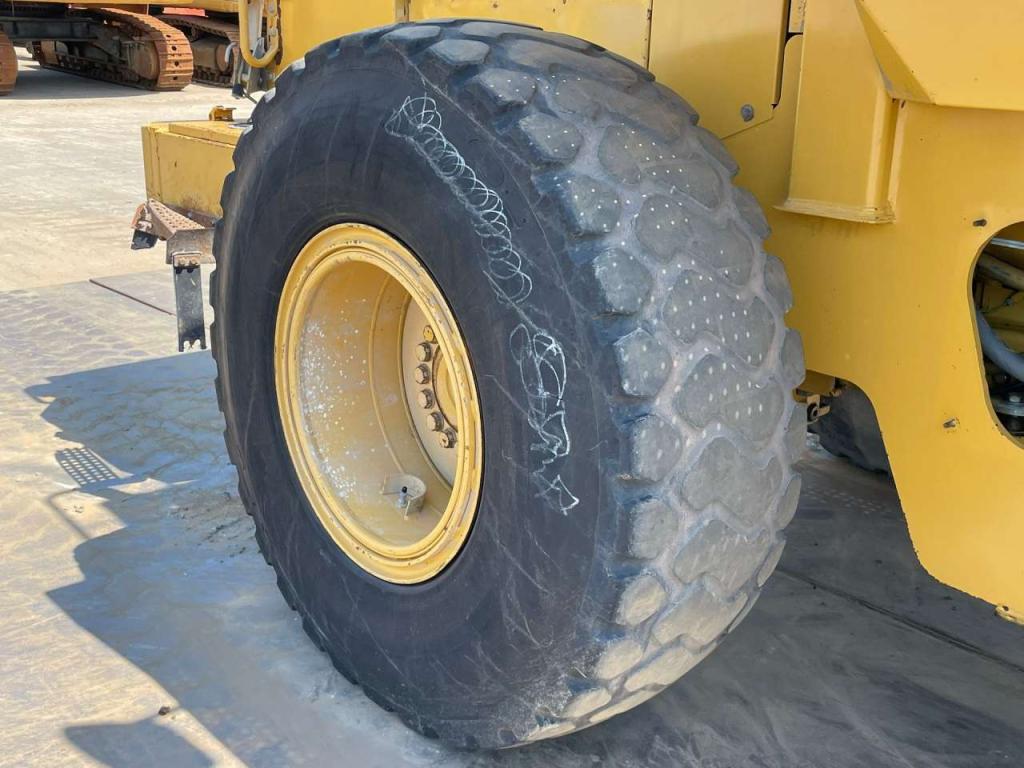 Caterpillar 938F Photo 14