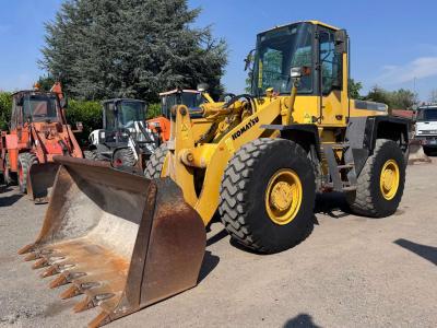 Komatsu WA270 en vente par G.M. Service srl