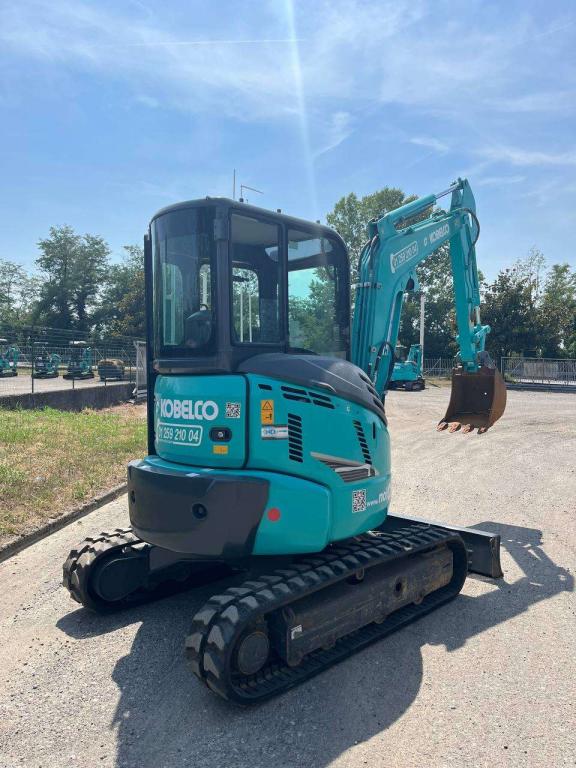 Kobelco SK35SR-6E Photo 4