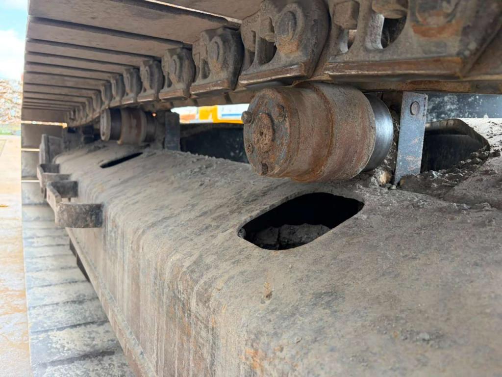 Caterpillar 320GC Photo 17