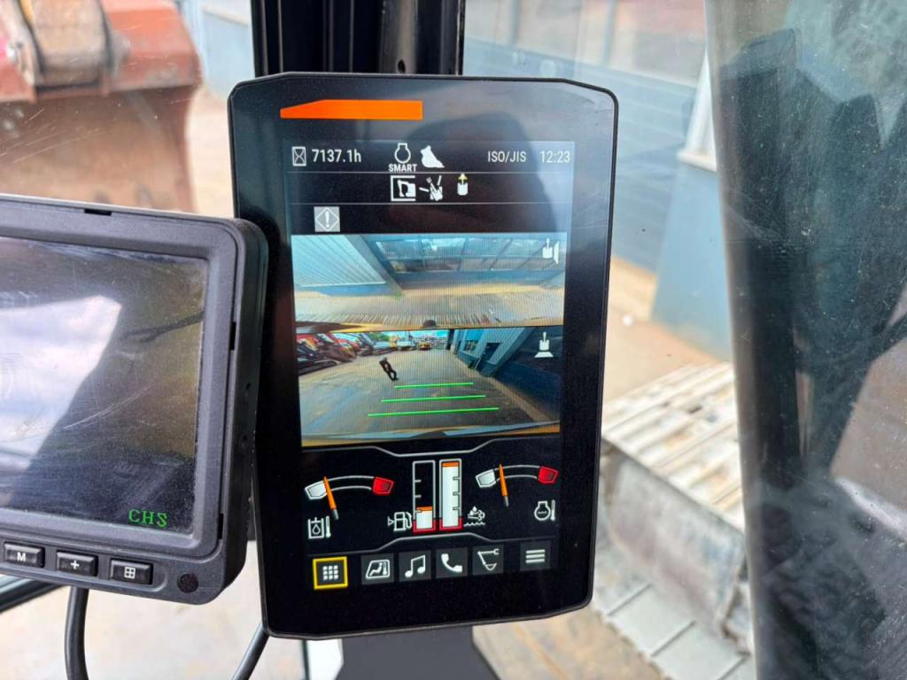 Caterpillar 320GC Photo 23
