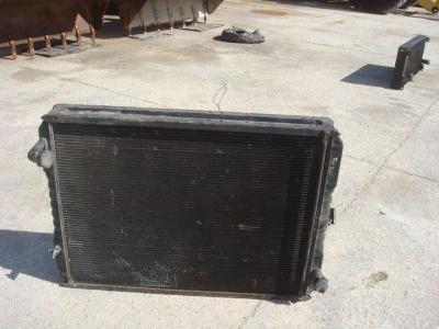 Radiateur eau pour Fiat Hitachi FH300 en vente par OLM 90 Srl