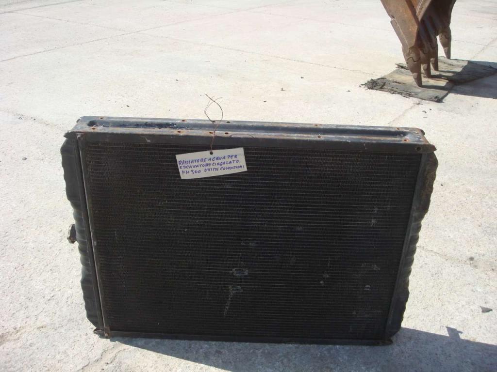 Radiateur eau pour Fiat Hitachi FH300 Photo 2