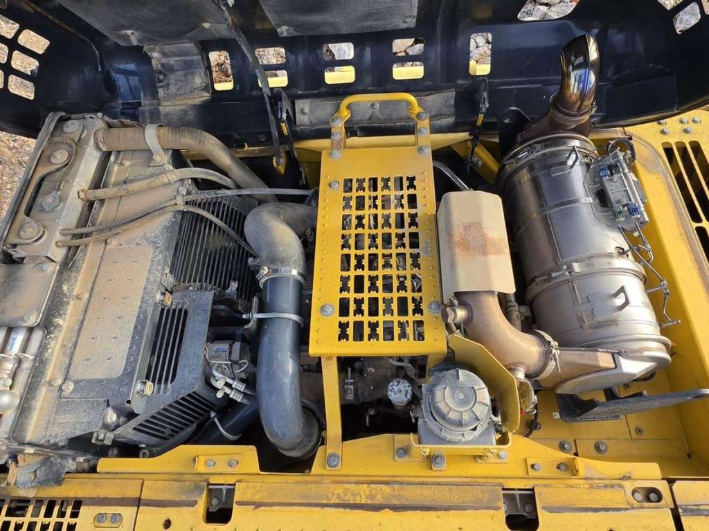 Komatsu PC360LC10 Photo 20