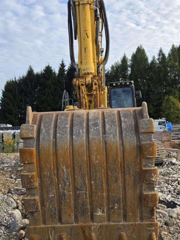 Komatsu PC360LC10 Photo 8