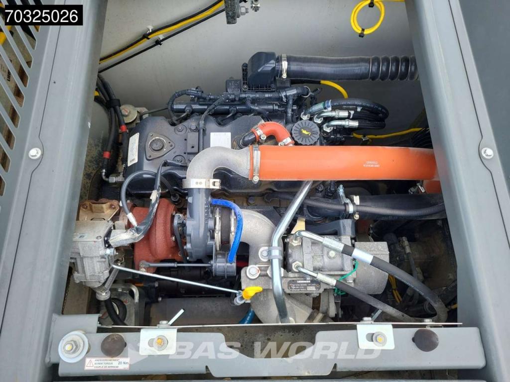 Liebherr R924 LC Photo 25
