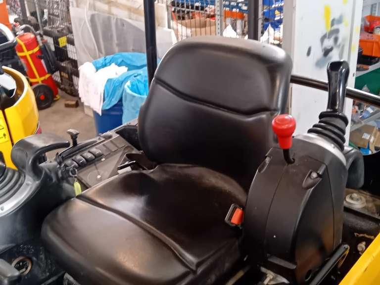 JCB 19c-1 Photo 5