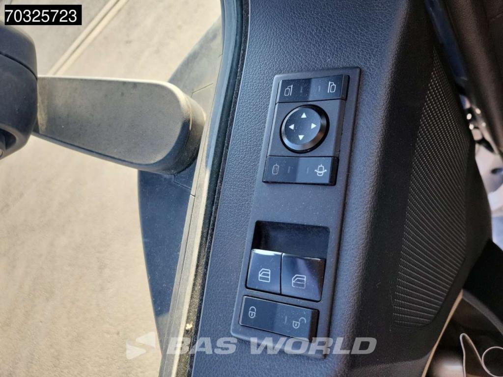 Mercedes-Benz Actros 1846 Actros 4X2 ClassicSpace Retarder Hydraulik ACC Navi Photo 22