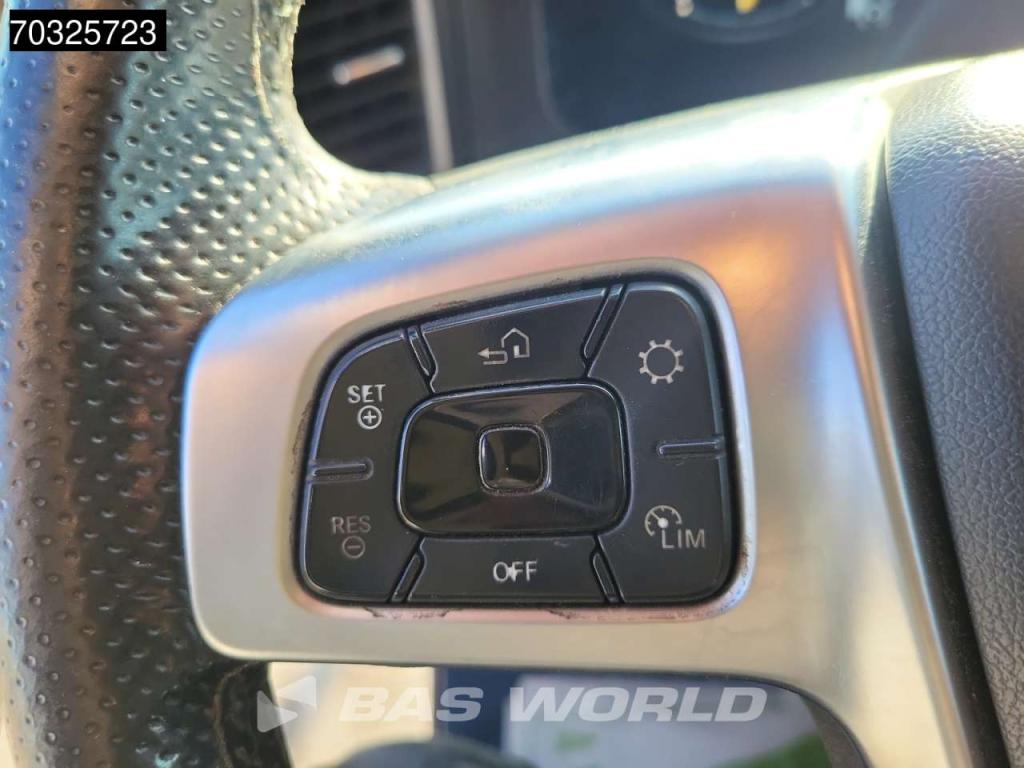 Mercedes-Benz Actros 1846 Actros 4X2 ClassicSpace Retarder Hydraulik ACC Navi Photo 23