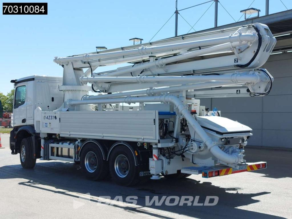 Mercedes-Benz Arocs 2843 Arocs 6X4 NEW! 31mtr 4x extendable Bonneux concrete pump Remote Control Euro 6 Photo 16